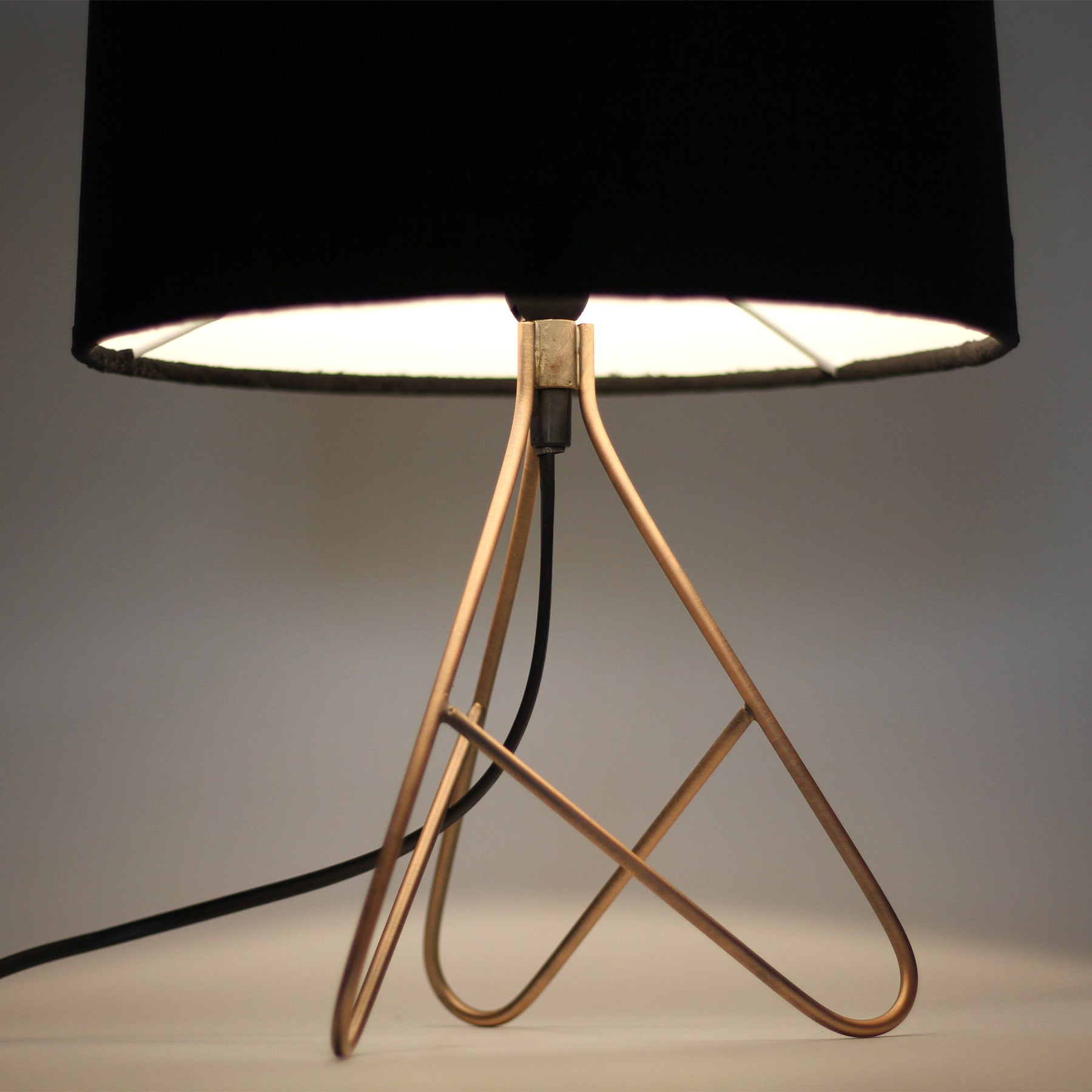 Modren Velvet Shade Table Desk Lamp - Copper & Black